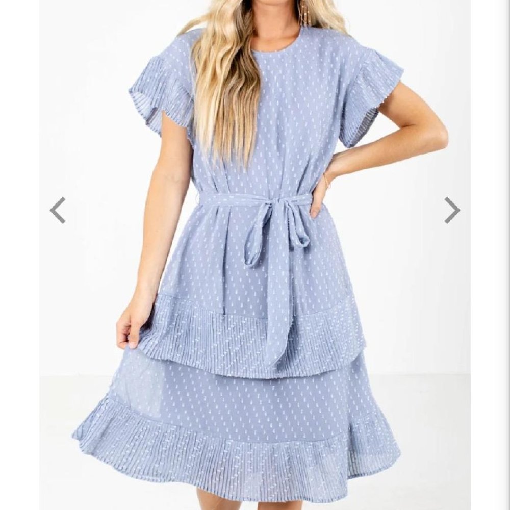 Bella Ella Boutique Light blue midi dress